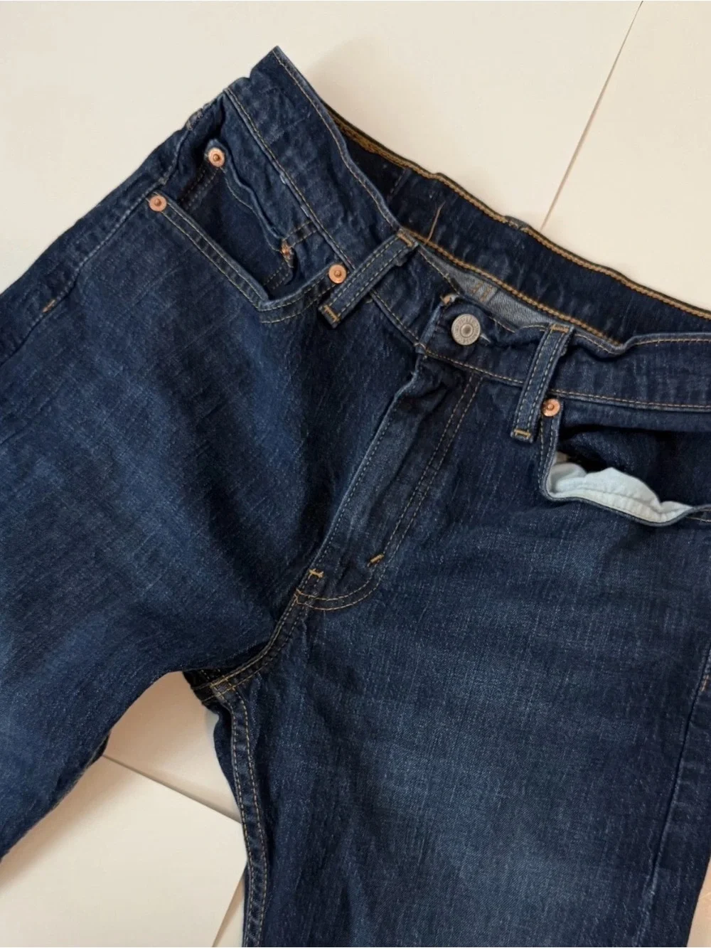 Levi's Dark Blue Straight Men's Jeans with Tan Leather Patch 31x30